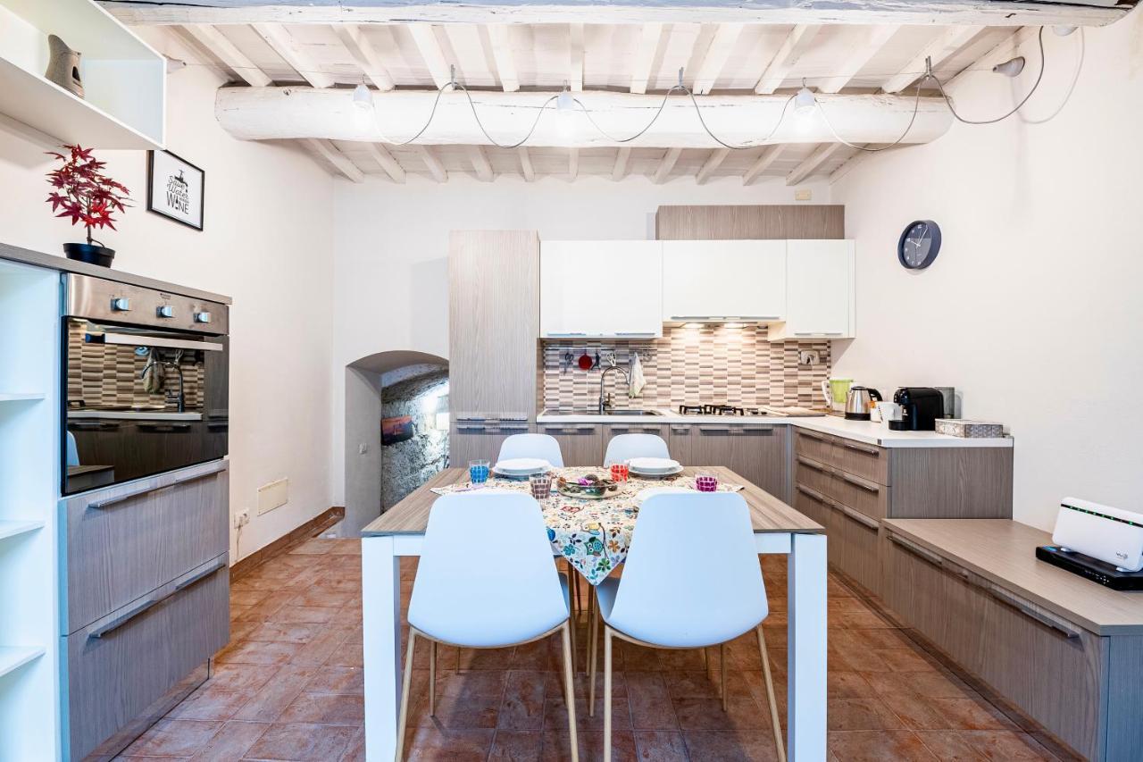 "Florence Cave Central Suite" - 5 Min To Mandela Forum - 2 Bedrooms - Free Parking Esterno foto